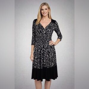 Donna Morgan Monochrome Long Sleeve Dress